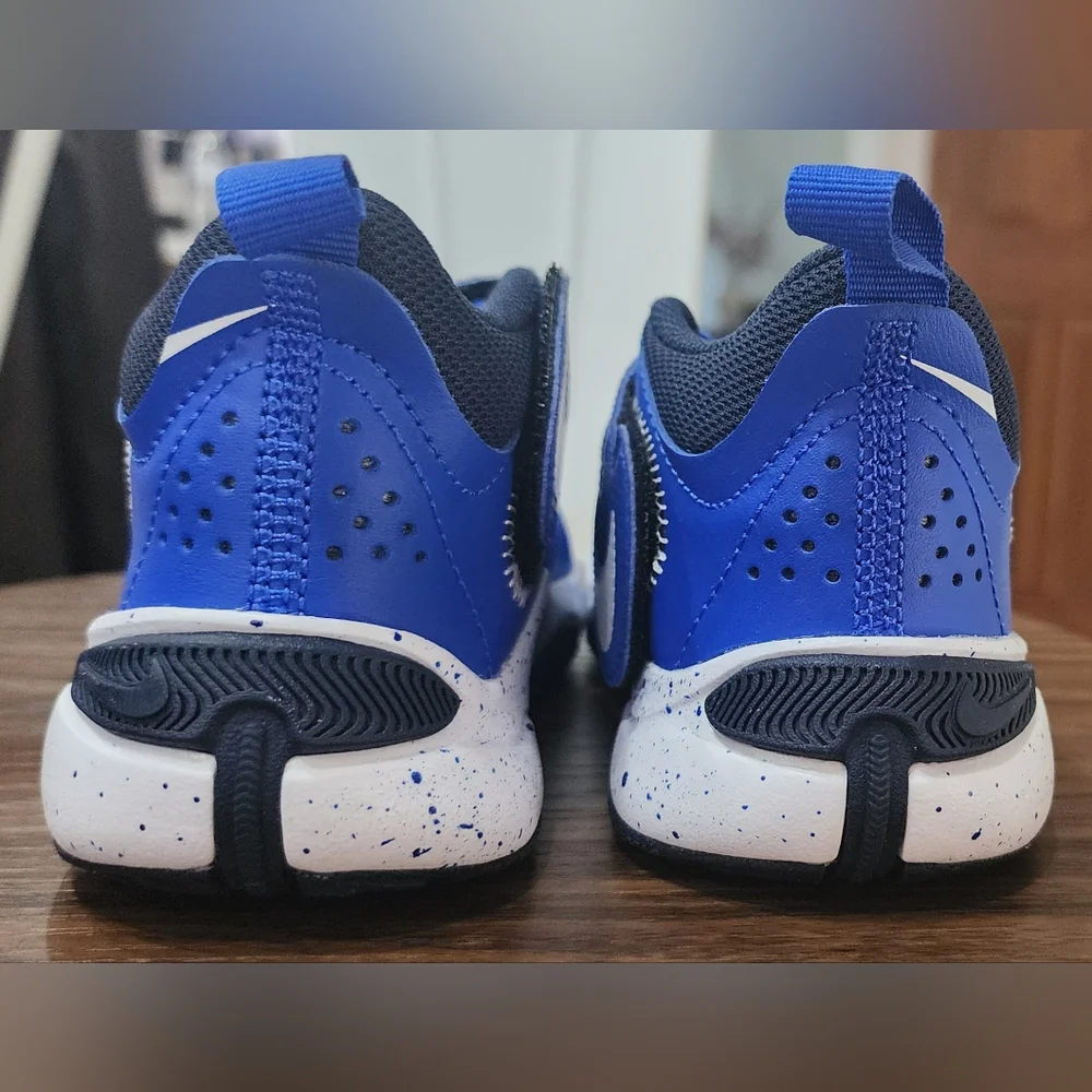 Nike sneakers in royal blue - Picture 4 of 11